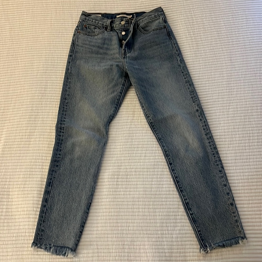 Levi’s Wedgie Icon Fit jeans
